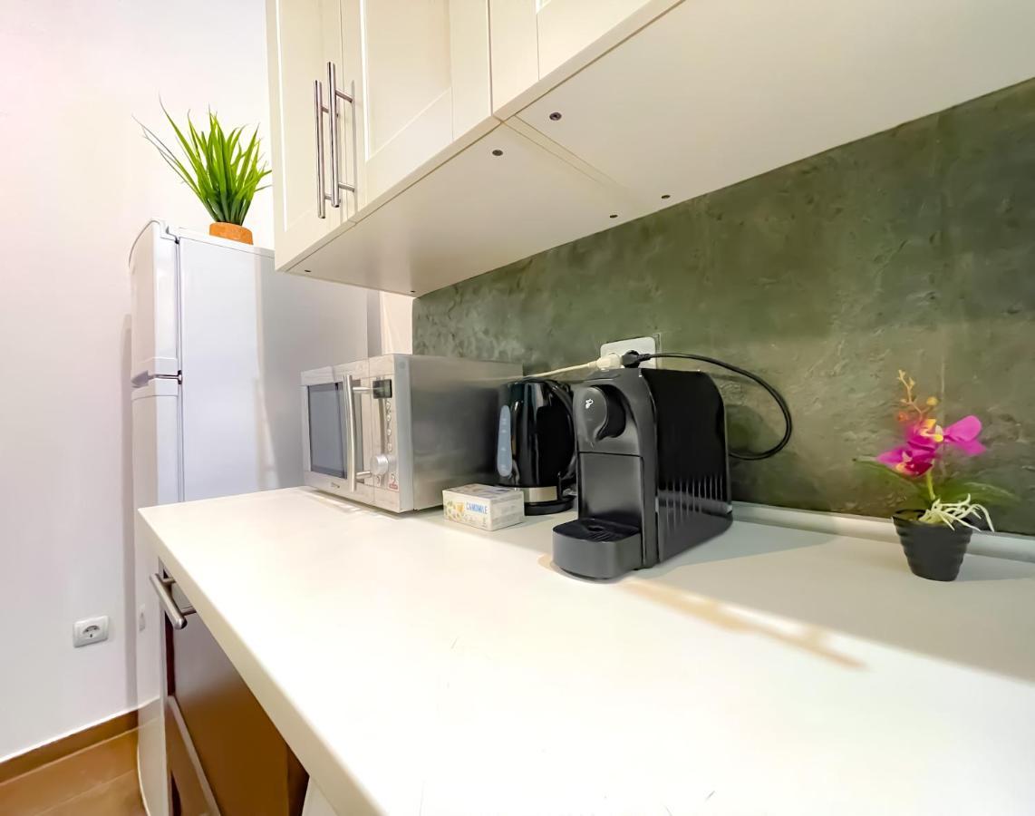 Cool Flat In The Heart Of Bucharest'S Fun And History Appartement Buitenkant foto